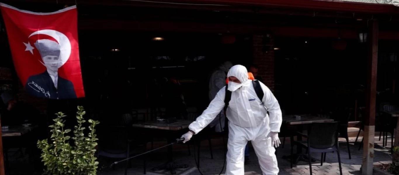 Τουρκία: Μετά τις μάσκες περιορίζει και την εξαγωγή ιατρικού εξοπλισμού αναπνευστήρων